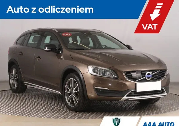 volvo sieniawa Volvo V60 Cross Country cena 70000 przebieg: 191849, rok produkcji 2016 z Sieniawa